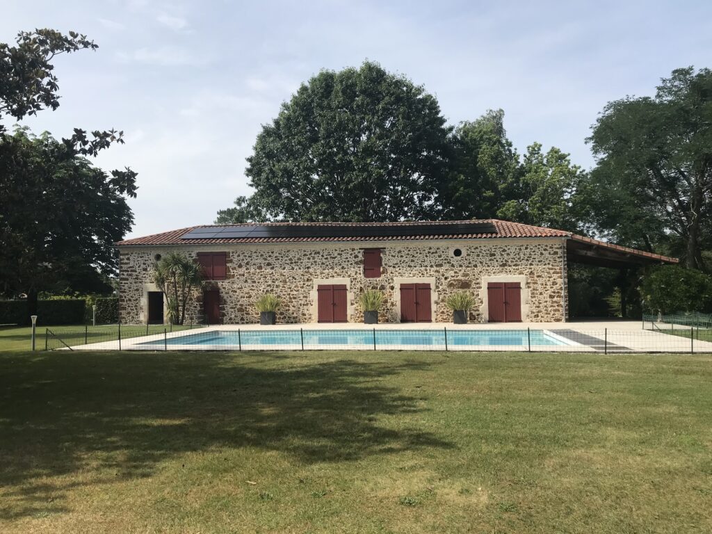 Panneaux solaires à Pessos (40) : Une source d'énergie renouvelable